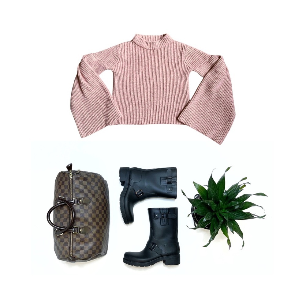 ๐Host Pick๐ Endless Rose Heathered Pink Bell Sleeve Pink Cropped Sweater - Picture 8 of 8